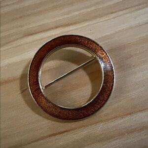 Brooch Vintage Enamel Gold Circle